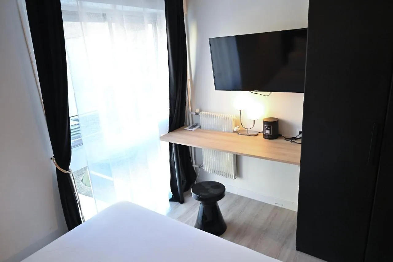 Luxury Appartement Paris Canal St Martin&Parking France